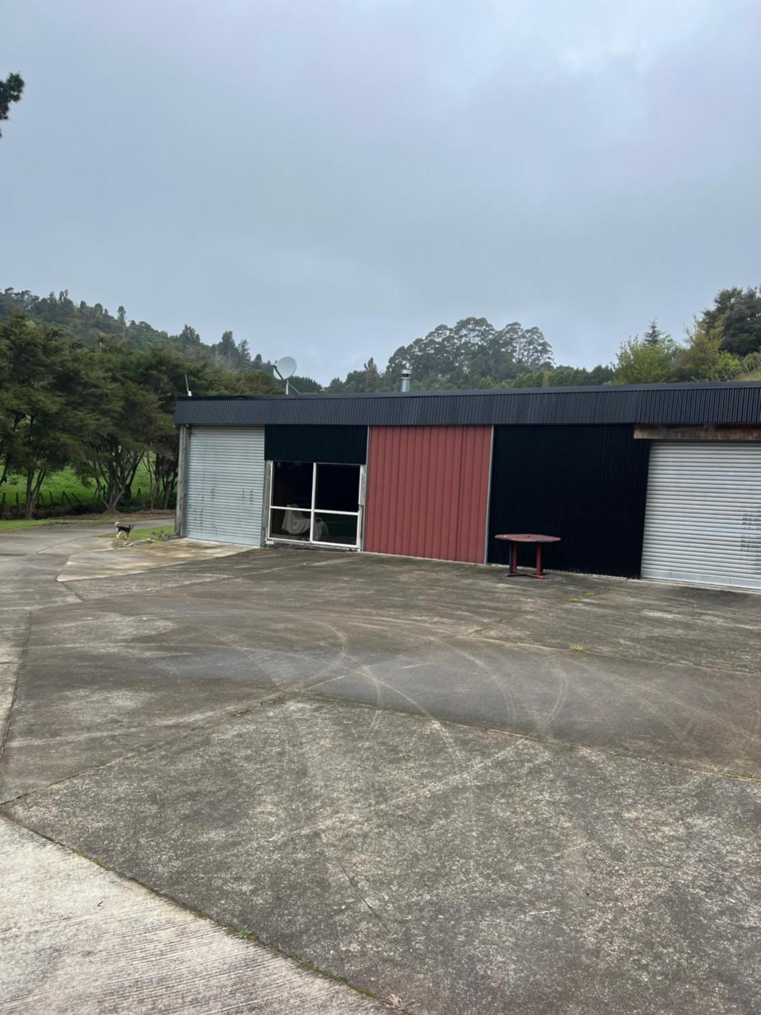 Self Contained Open Shed Space Wainui  Екстериор снимка